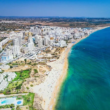 Refugio Do Mar -steps From The Beach- דירה